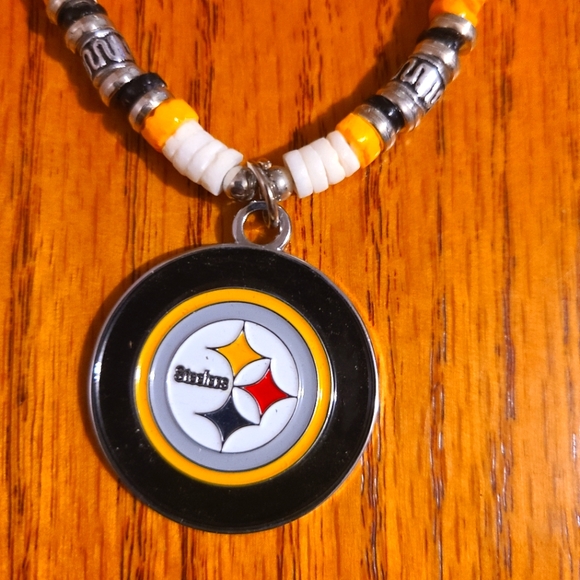 Pittsburgh Steeler Necklace - Picture 1 of 3